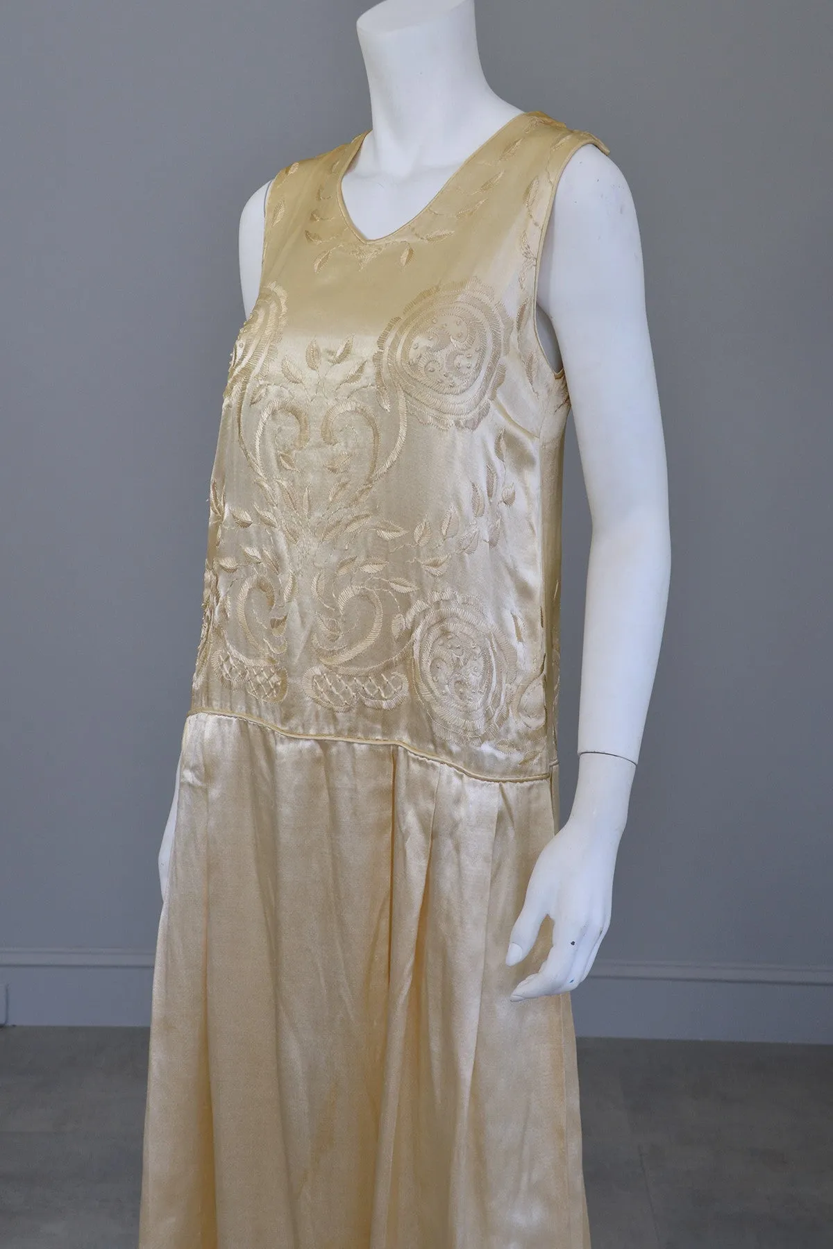 1920s Embroidered Satin Vintage Flapper Wedding Dress