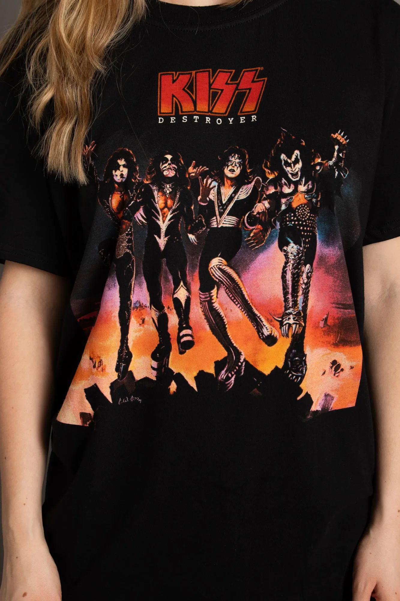 Daisy Street Licensed Kiss T-Shirt