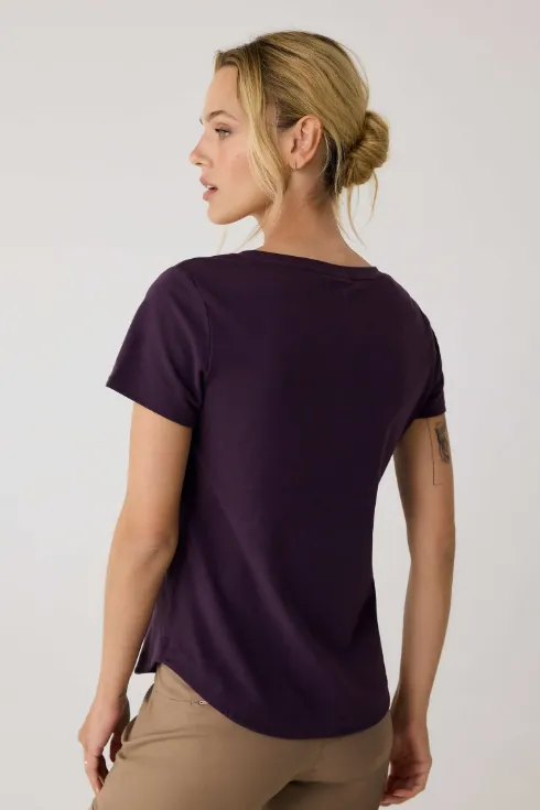 EFFORTLESS V-NECK TEE FIG