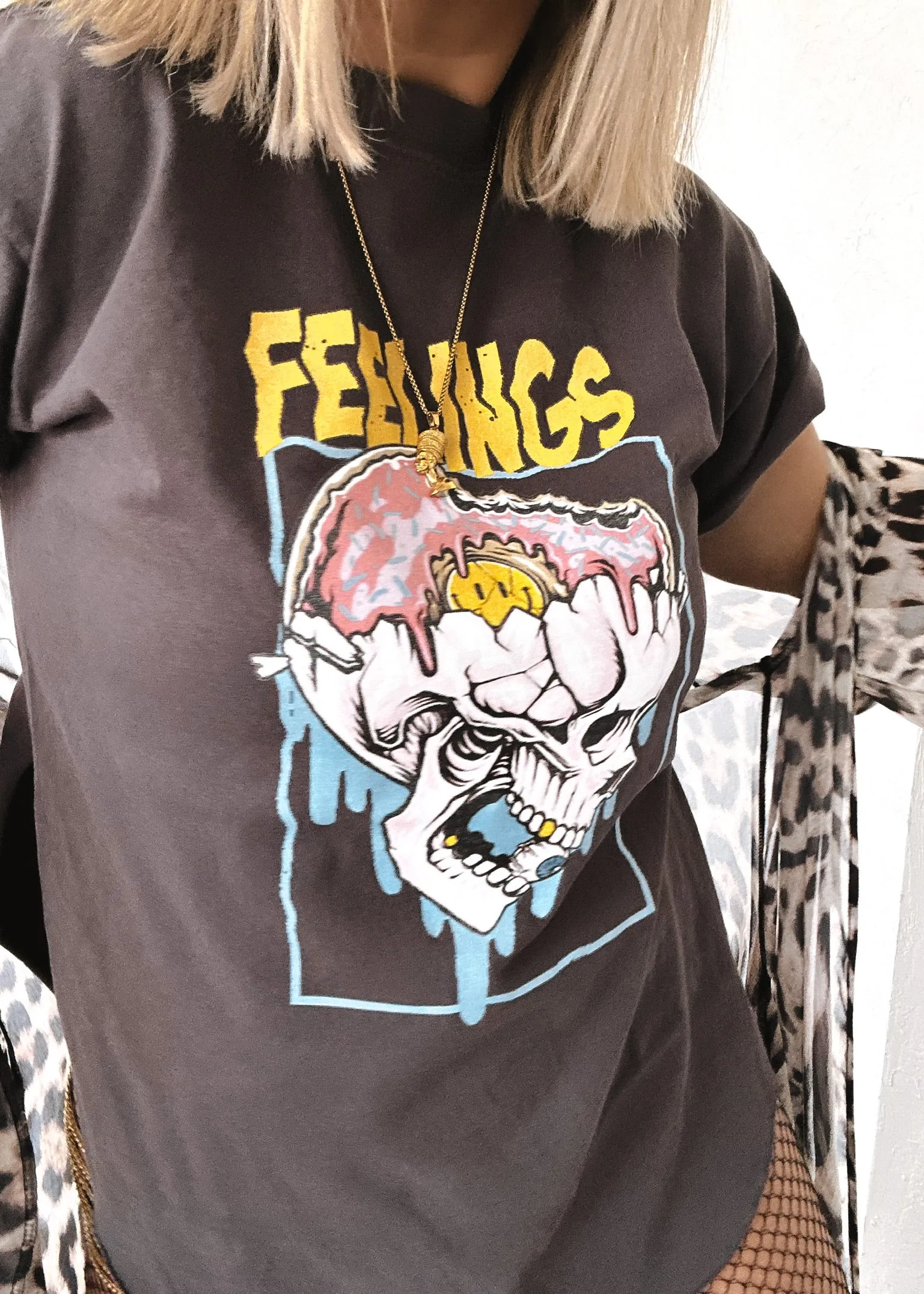 F*CK FEELINGS SIDE SLIT TEE